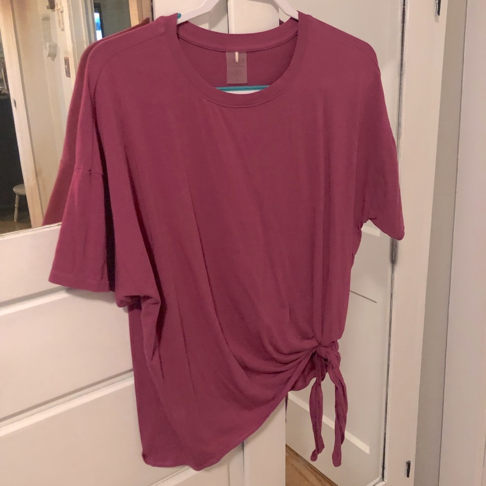 Calia by Carrie Underwood top